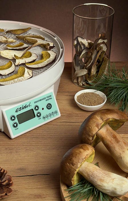 Білі гриби у сушарці Ezidri